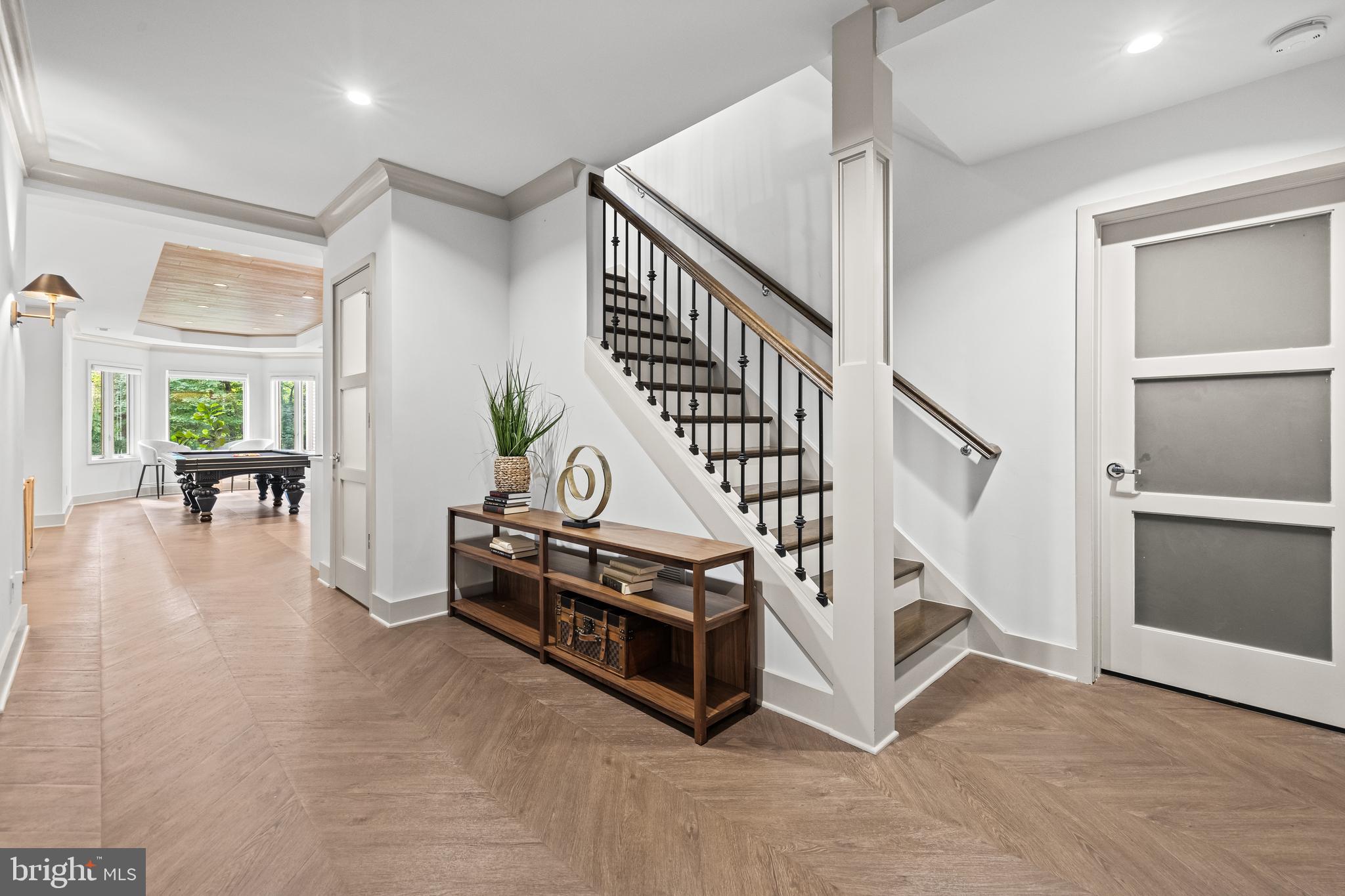 HELMSLEY COURT - Residential