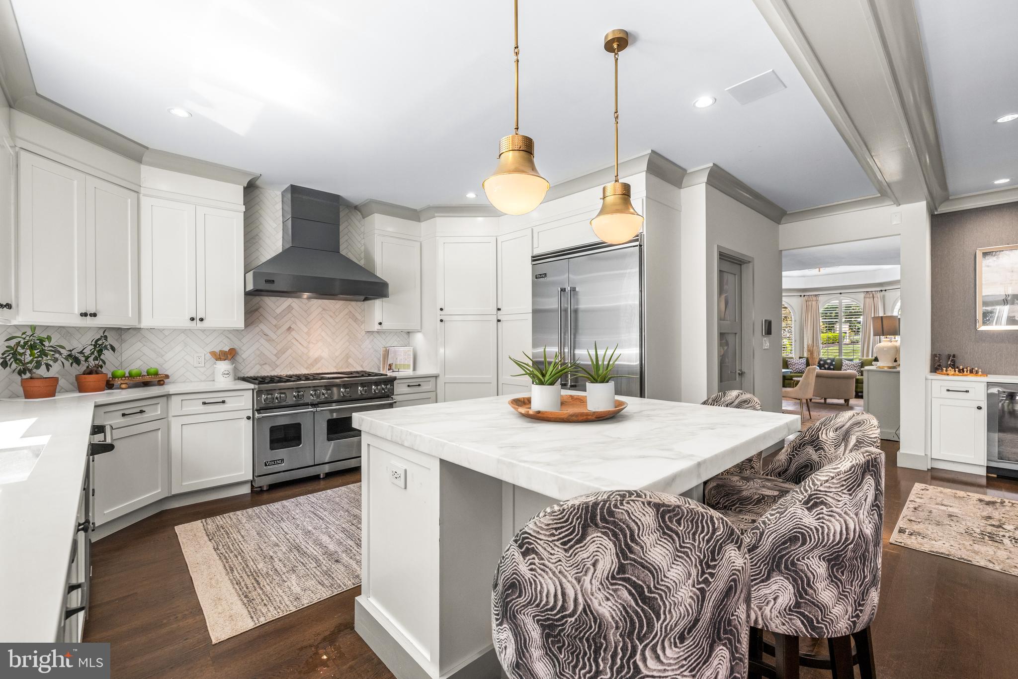 HELMSLEY COURT - Residential