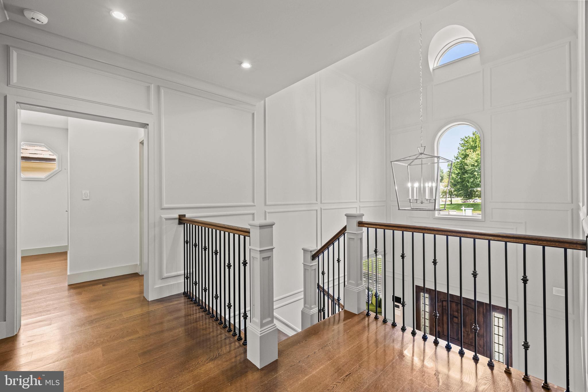 HELMSLEY COURT - Residential