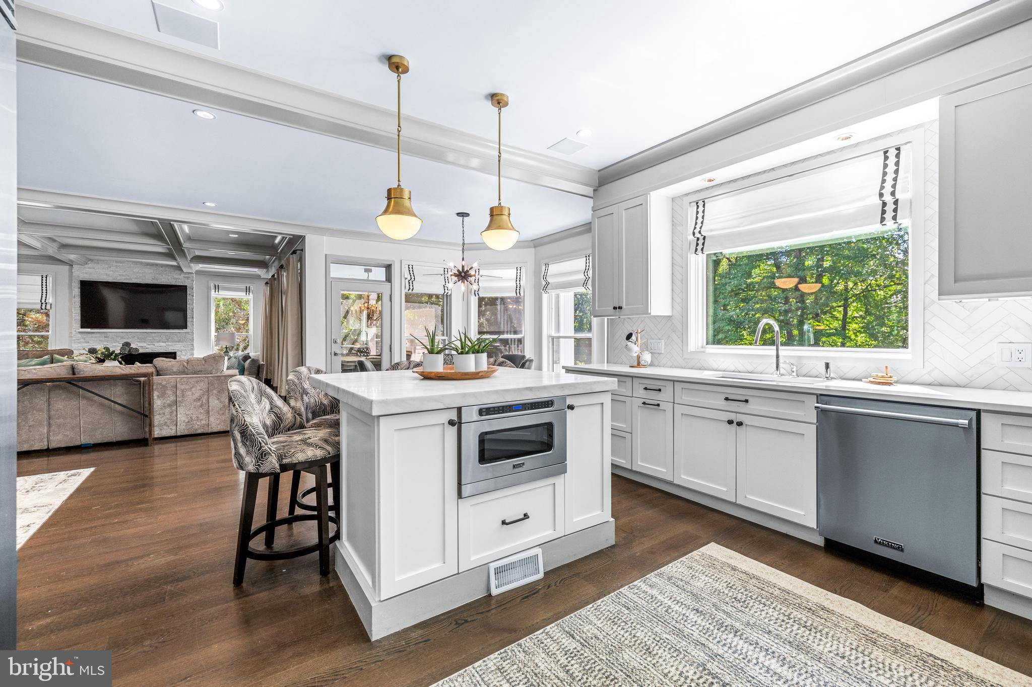 HELMSLEY COURT - Residential