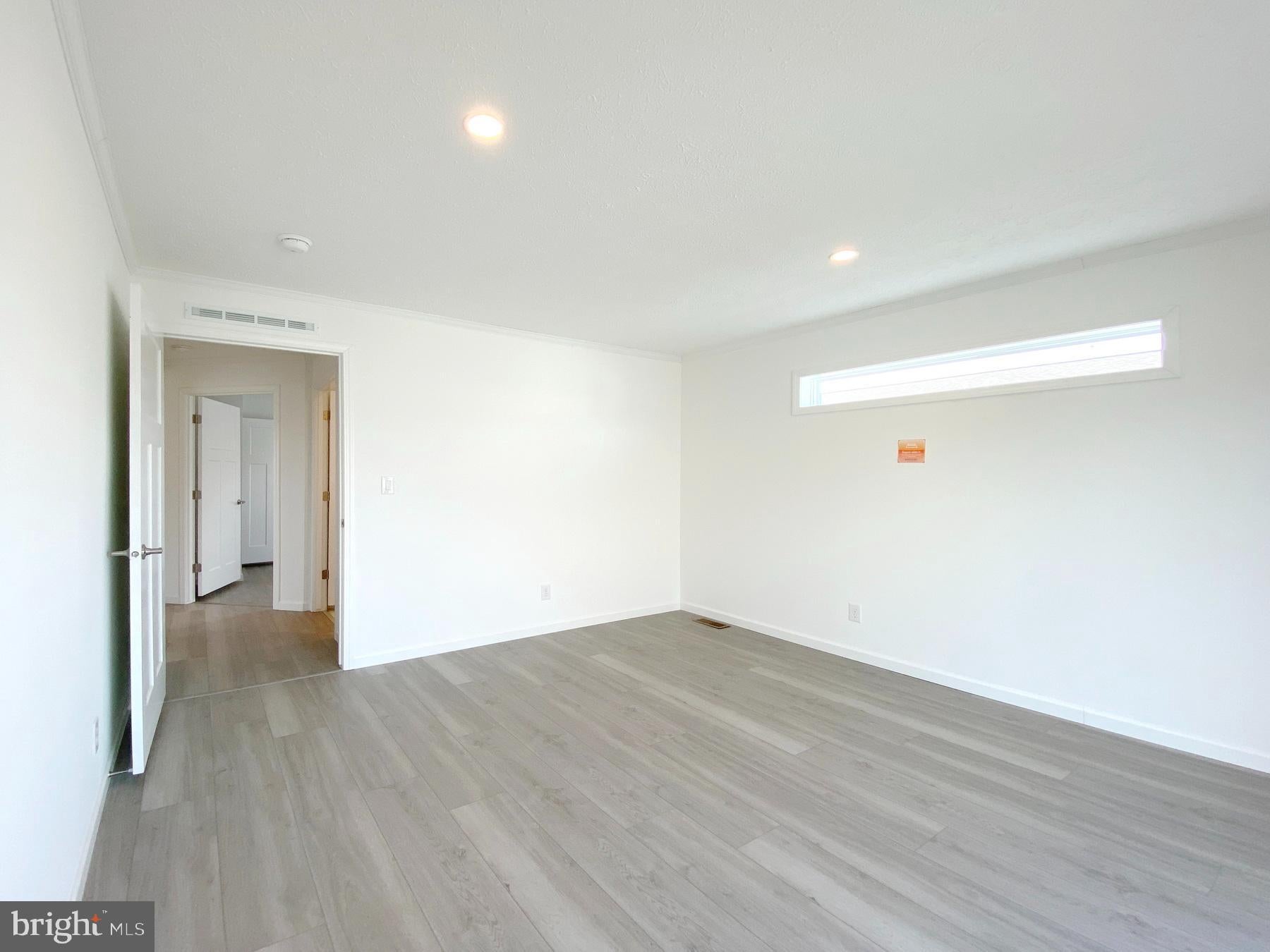 4 CARLISLE WAY