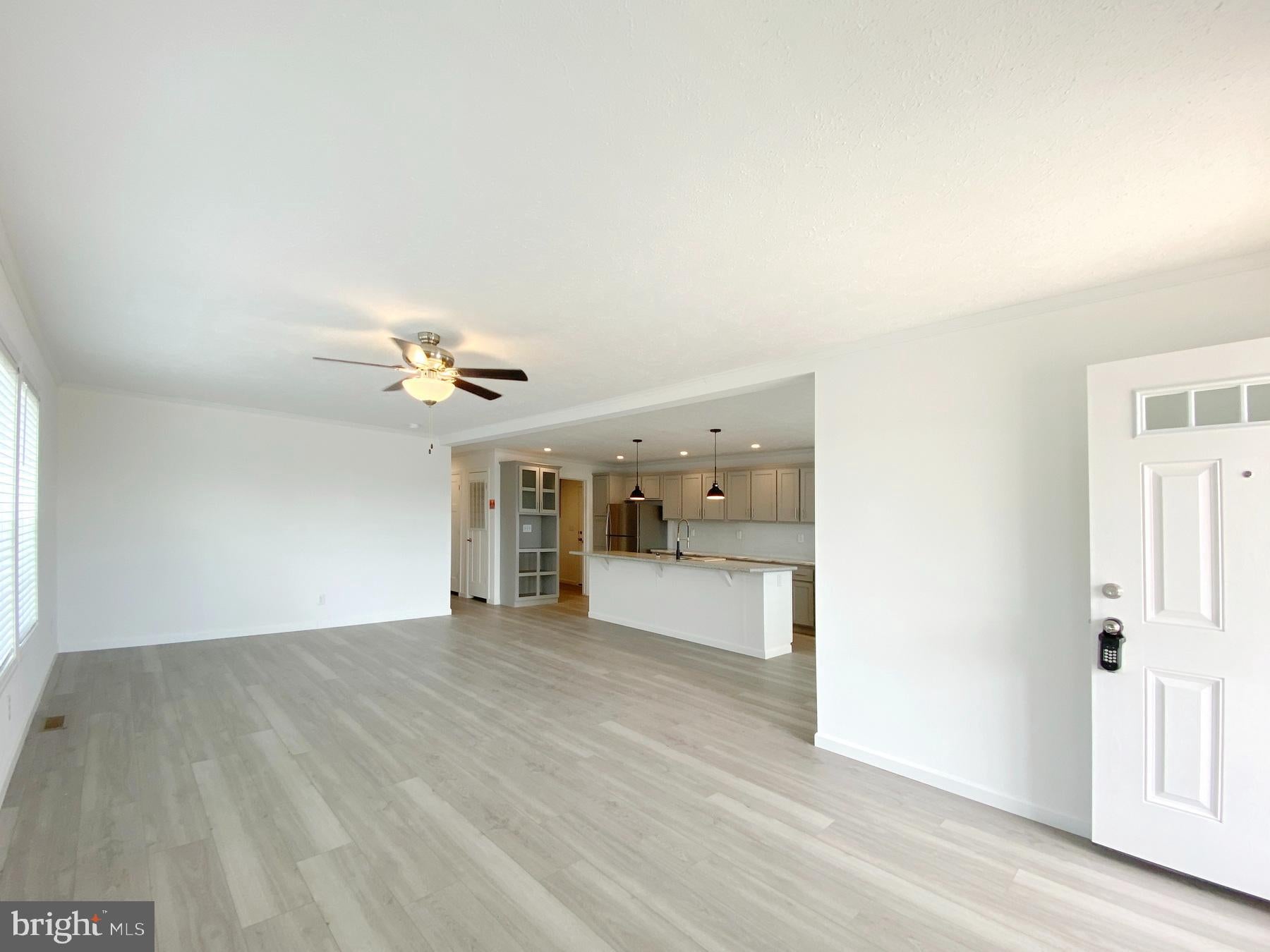 4 CARLISLE WAY