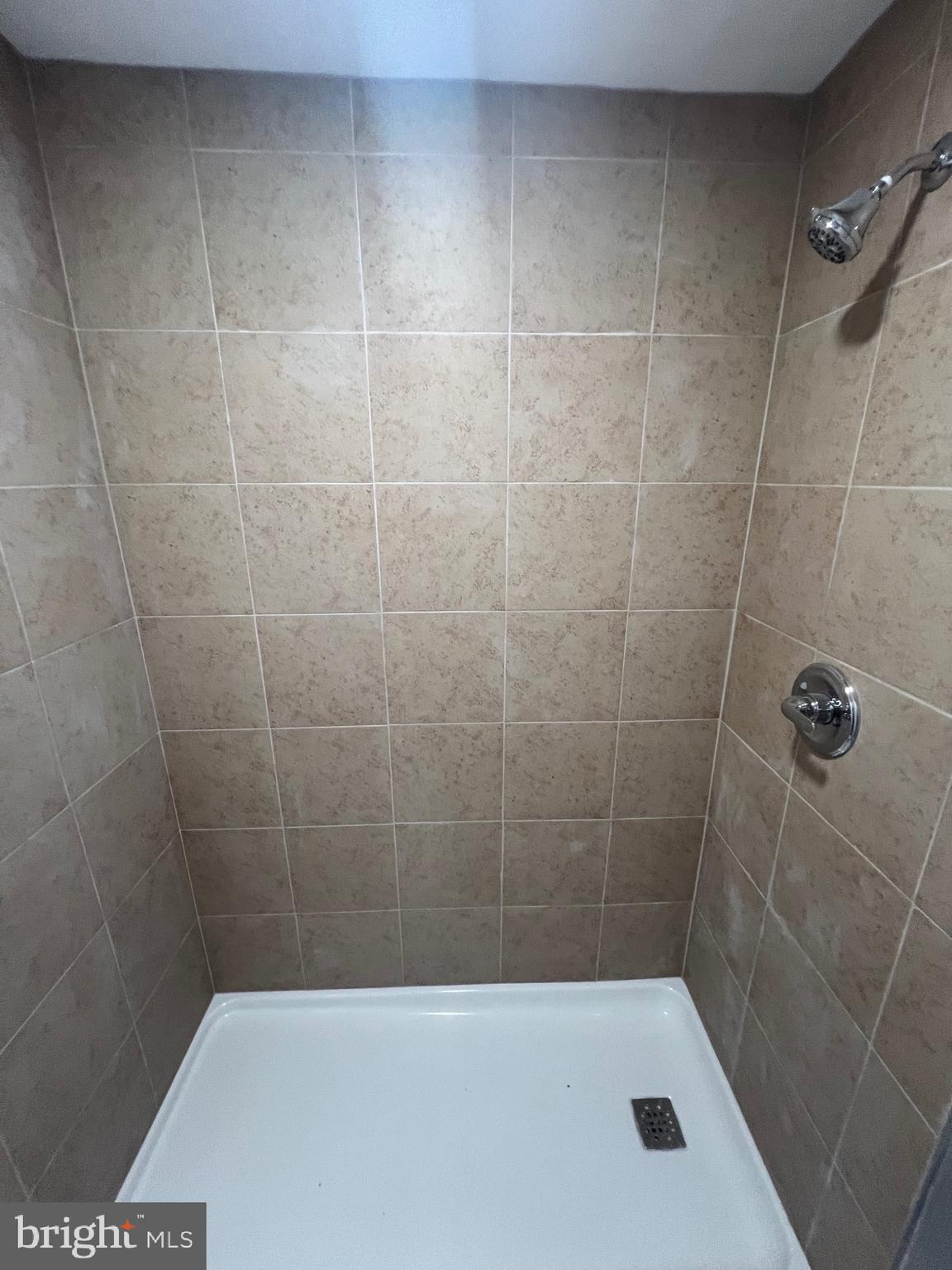 PARK HEIGHTS - Residential Lease