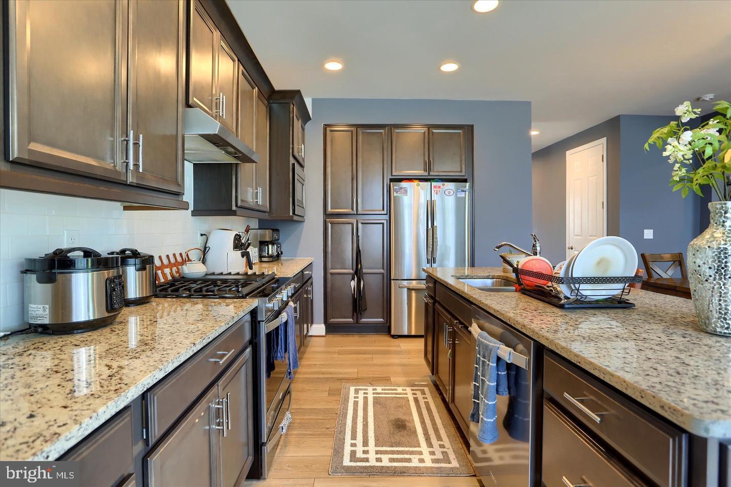 RIVERBEND - Residential