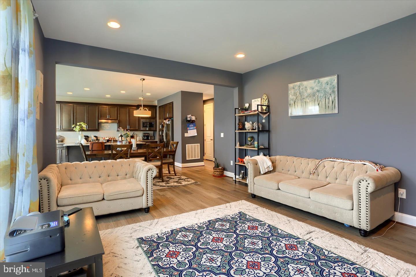 RIVERBEND - Residential