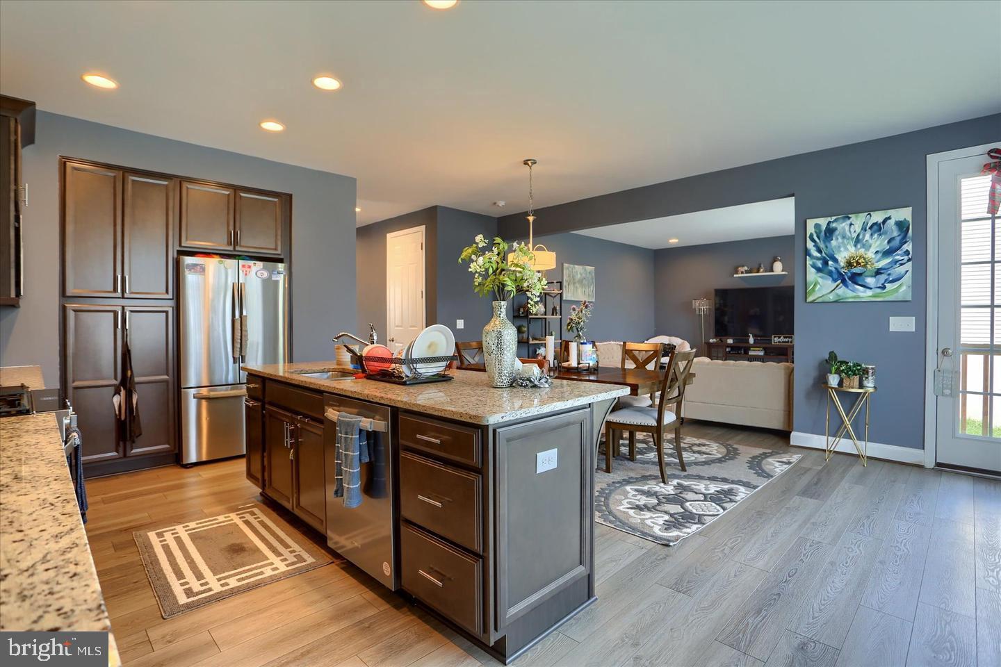 RIVERBEND - Residential