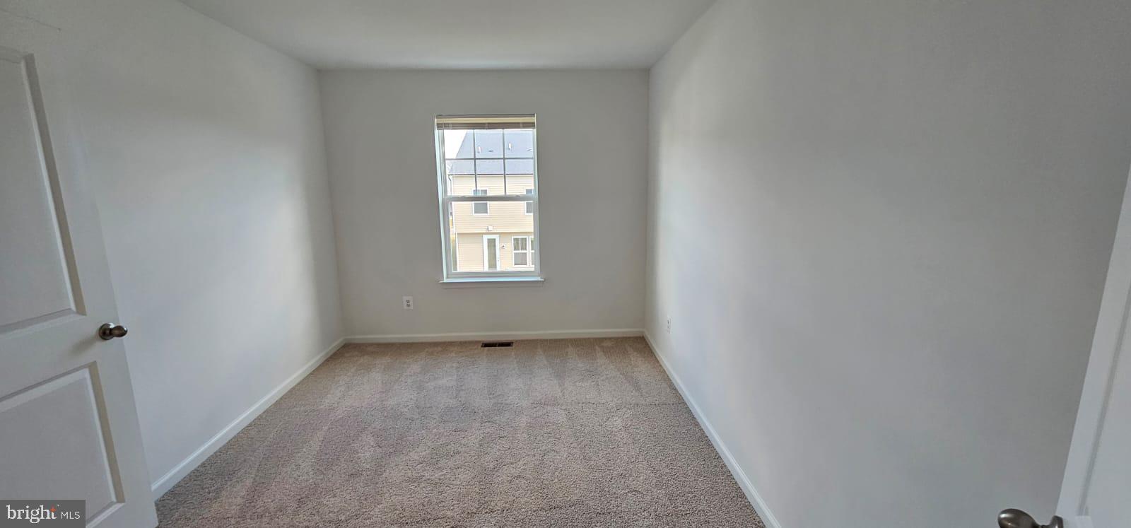 KING'S CROSSING - Residential Lease