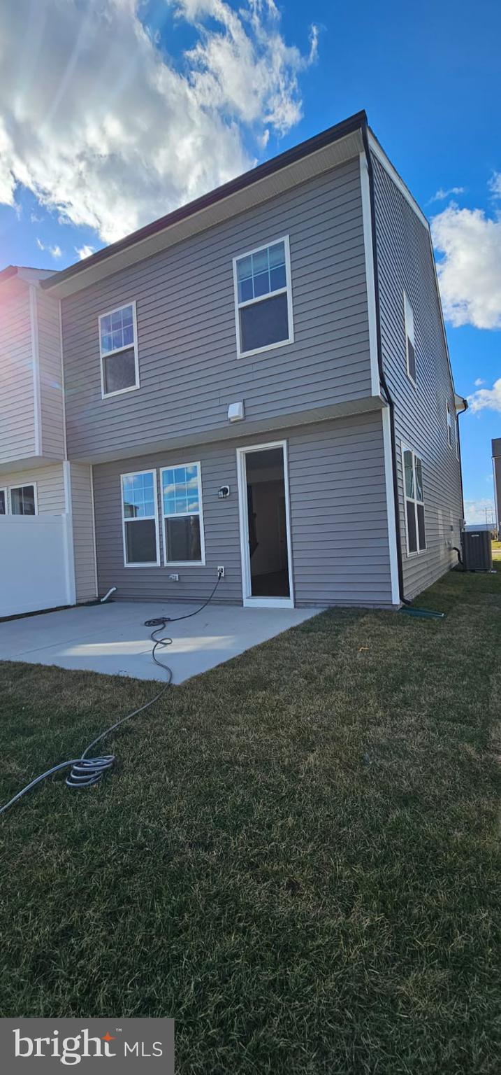 KING'S CROSSING - Residential Lease