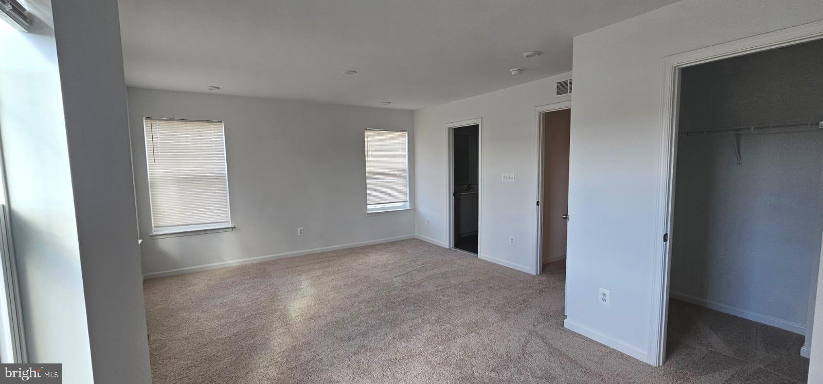 KING'S CROSSING - Residential Lease