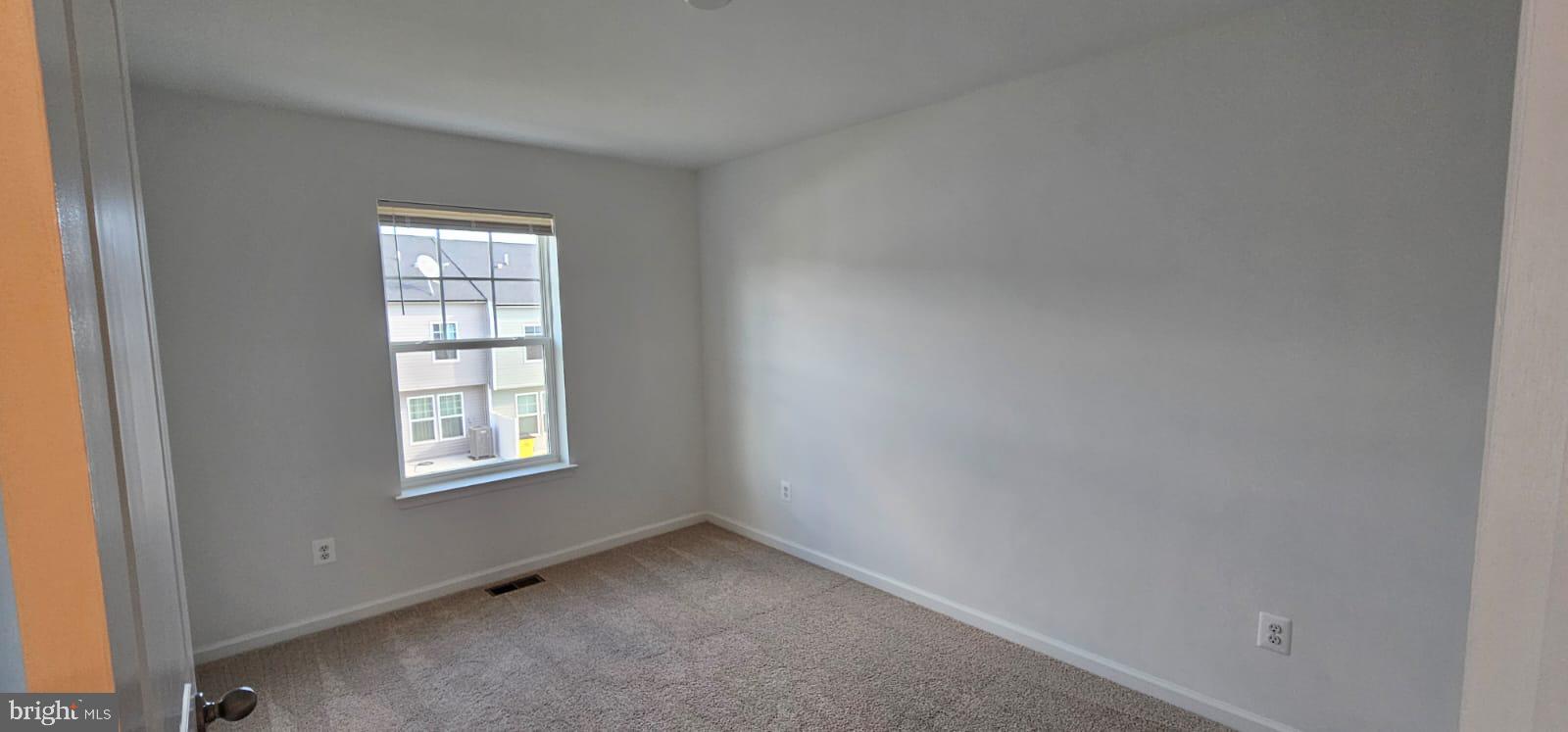 KING'S CROSSING - Residential Lease