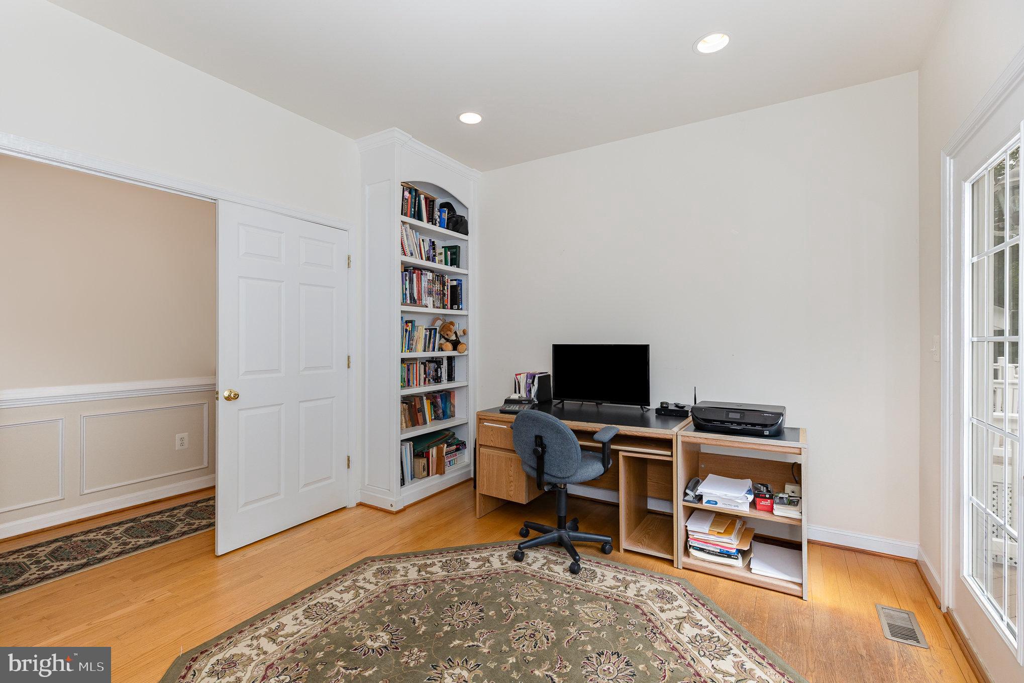 WALNUT RIDGE ESTATES - Residential