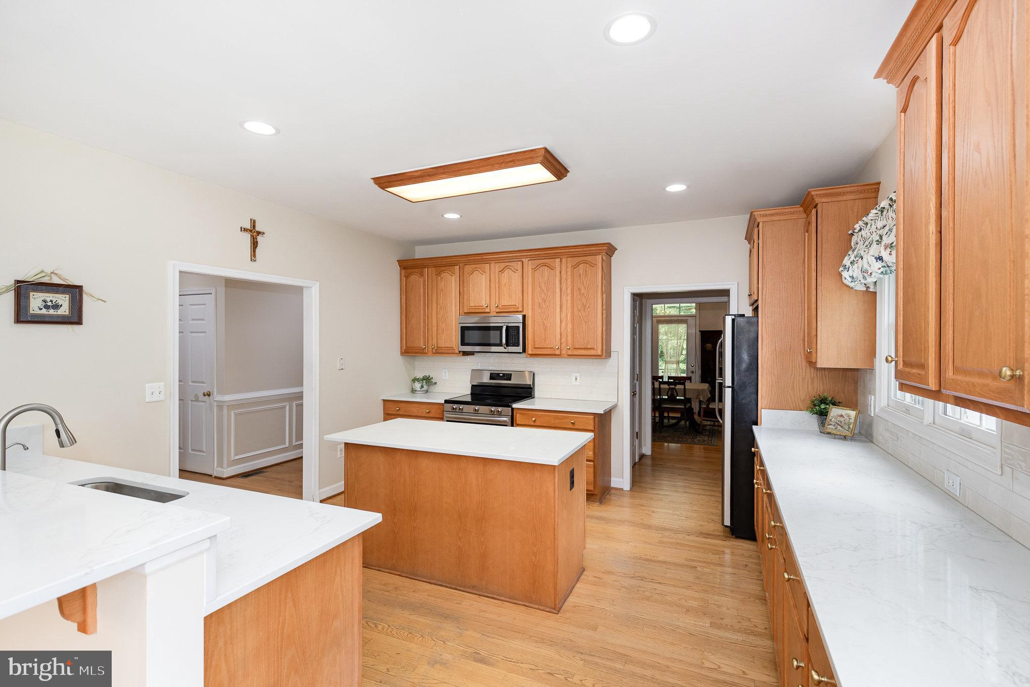 WALNUT RIDGE ESTATES - Residential