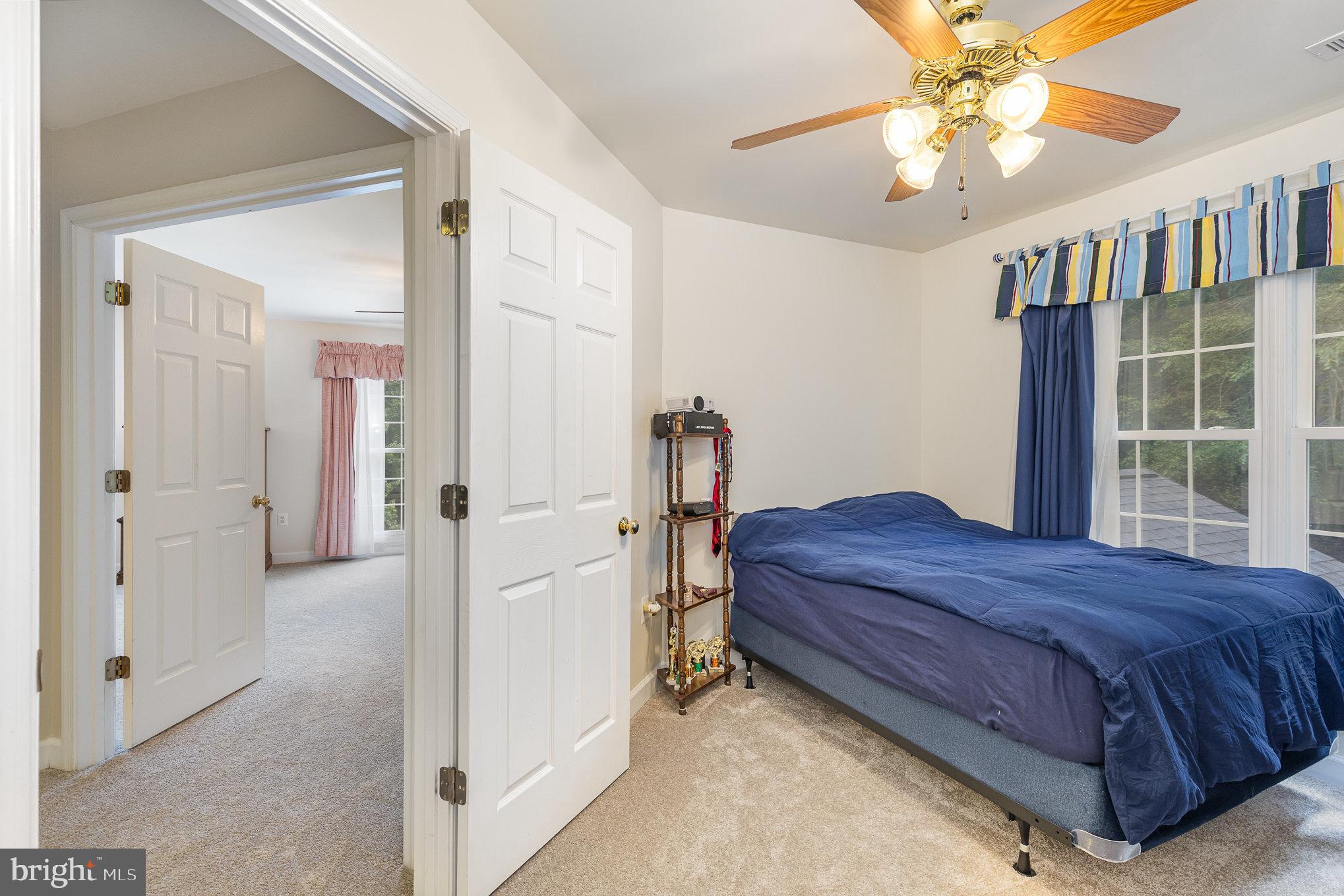 WALNUT RIDGE ESTATES - Residential