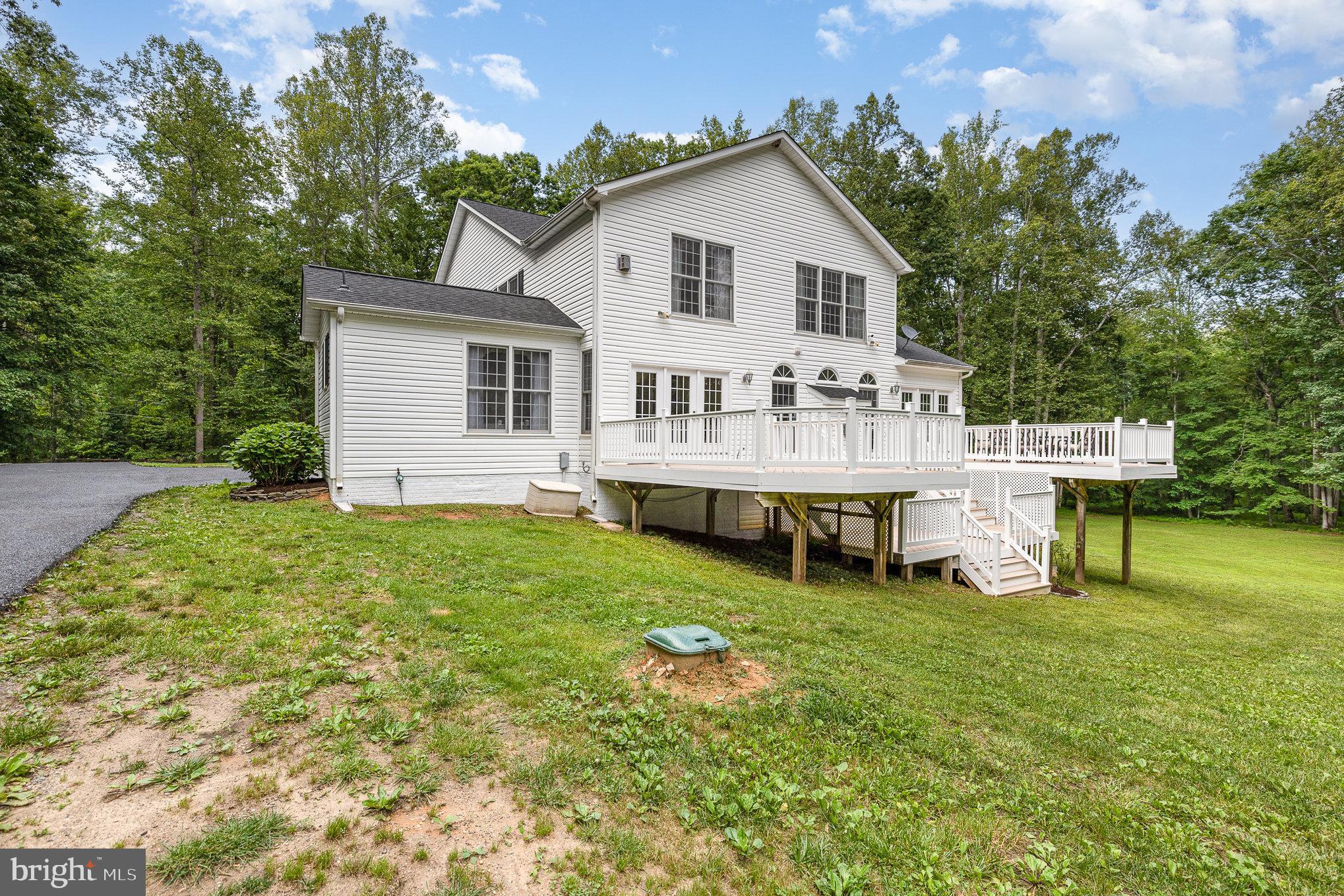 WALNUT RIDGE ESTATES - Residential