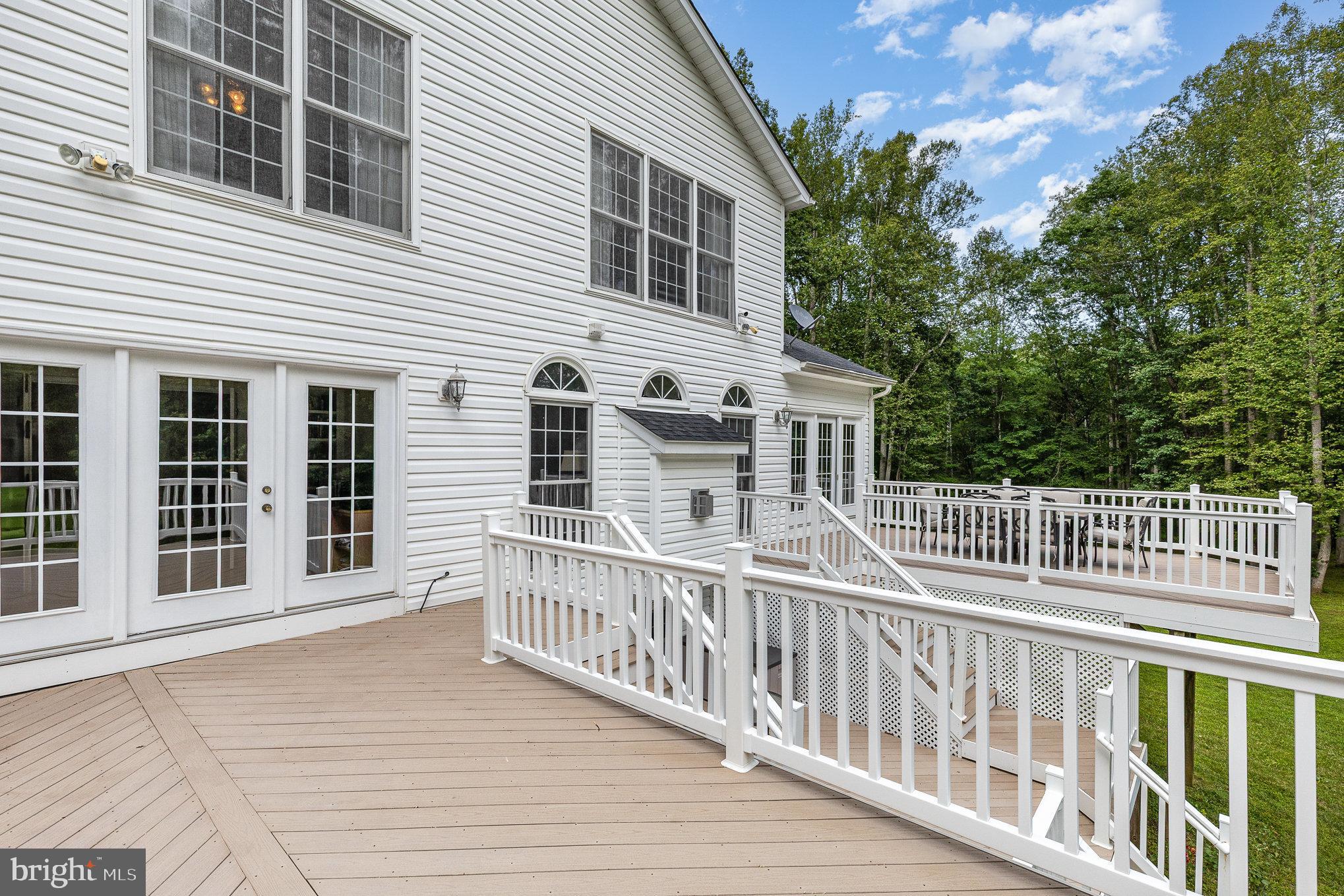 WALNUT RIDGE ESTATES - Residential