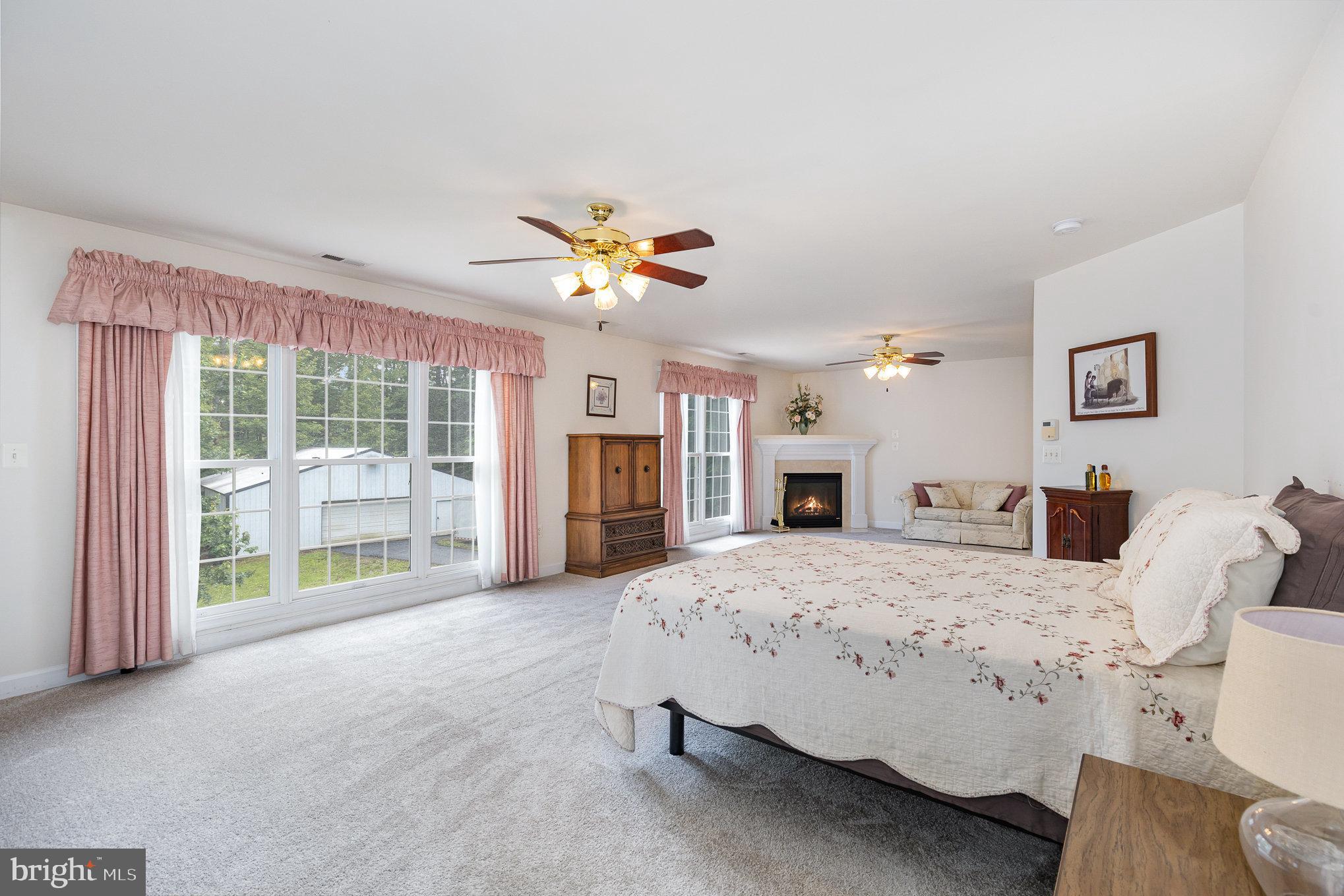 WALNUT RIDGE ESTATES - Residential