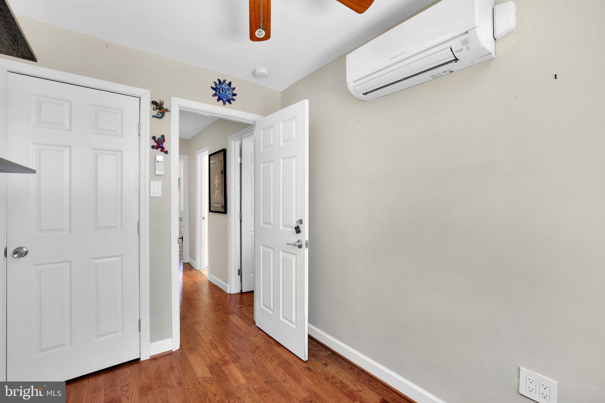 HUME SPRINGS - Residential