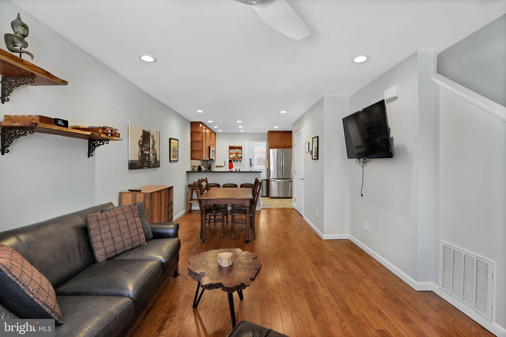 HUME SPRINGS - Residential