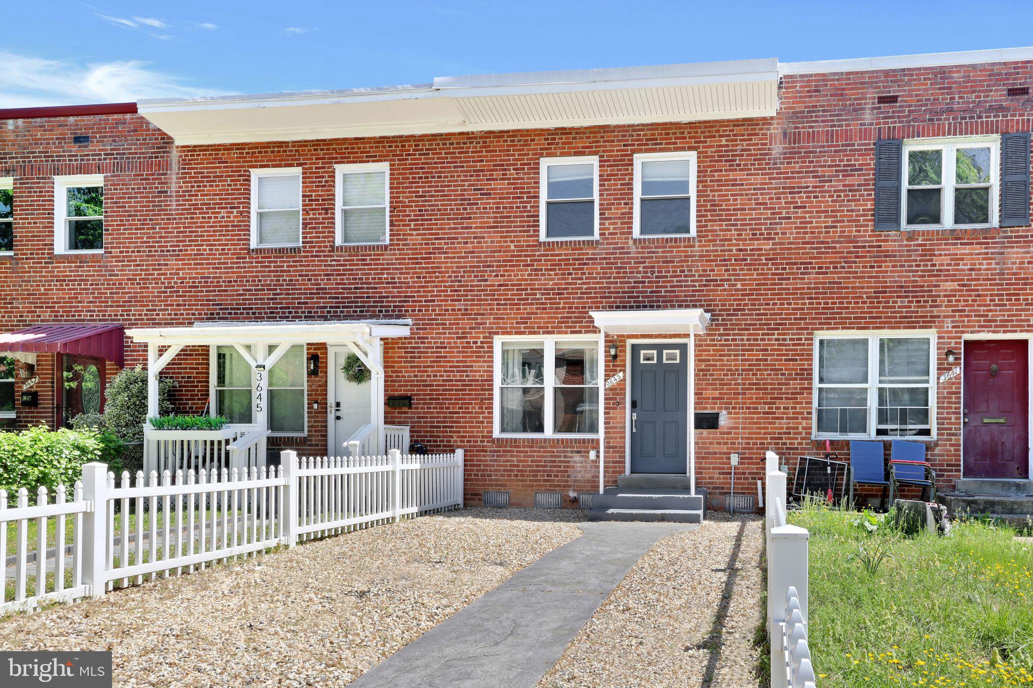 HUME SPRINGS - Residential