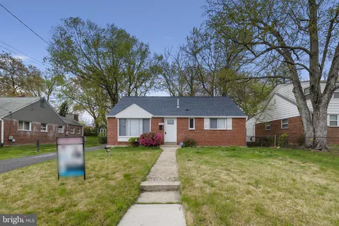 12509 Holdridge Road, Silver Spring, MD MLS: MDMC2175560