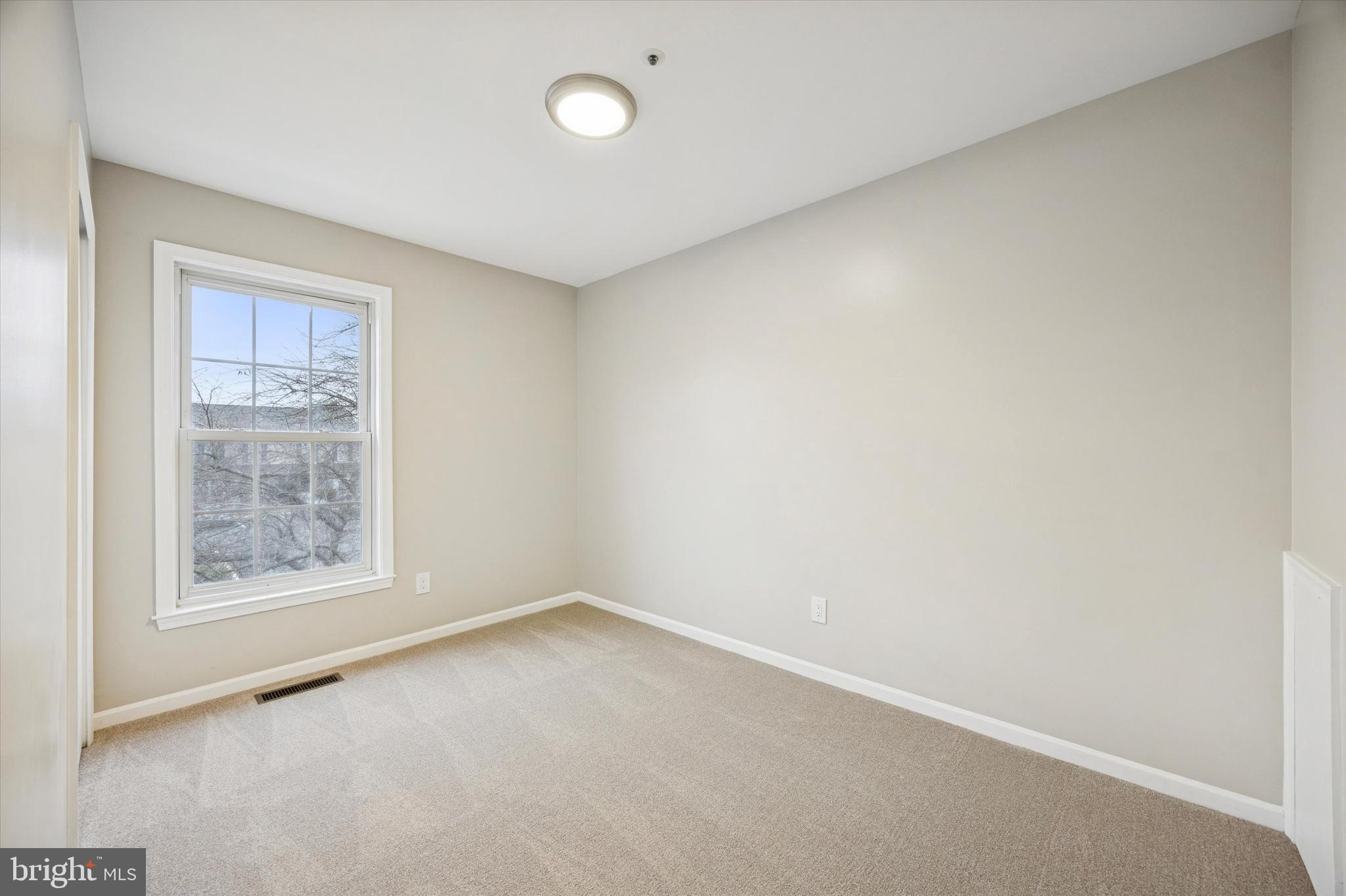 KIMBERTON KNOLL - Residential