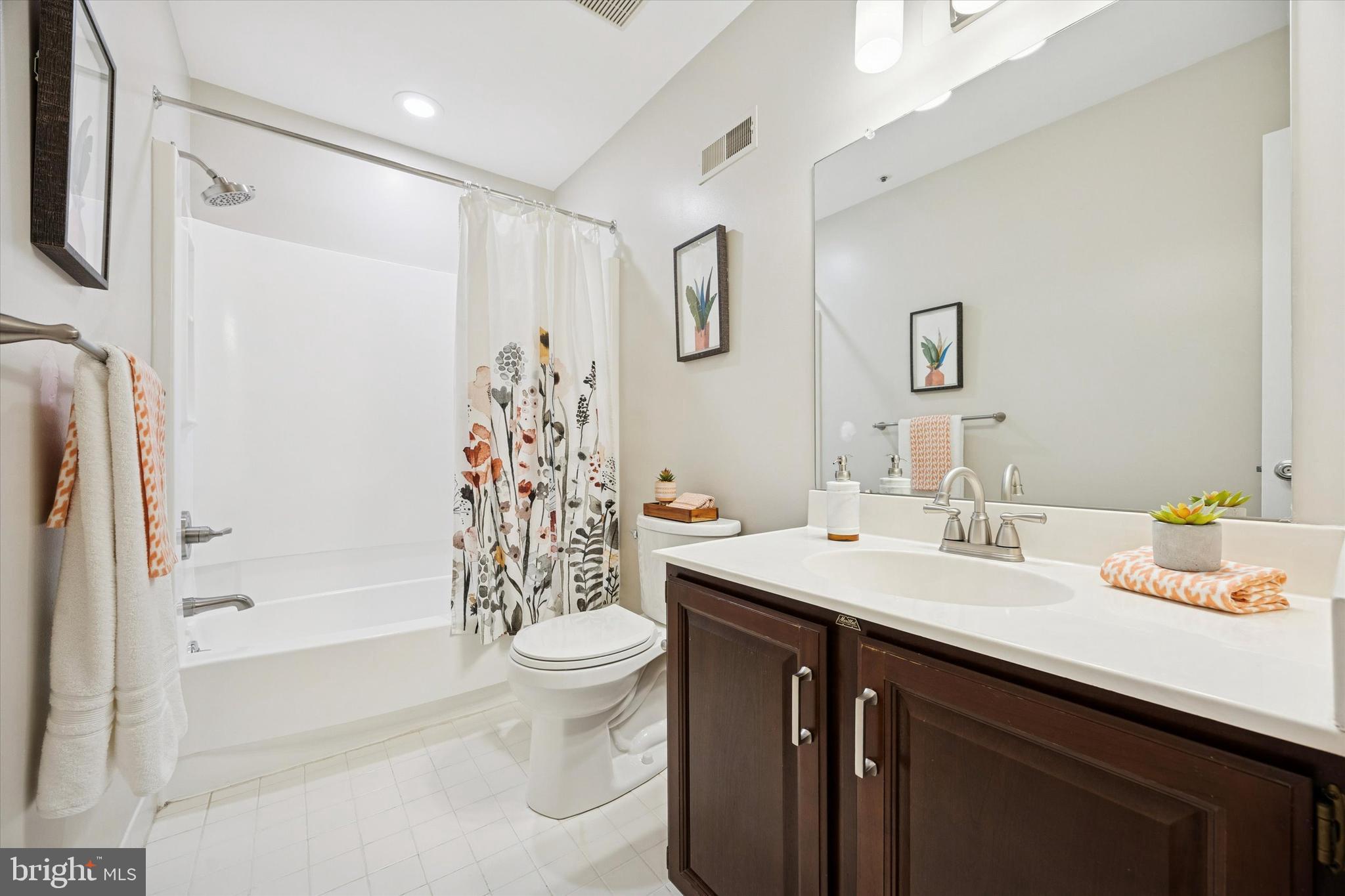 KIMBERTON KNOLL - Residential