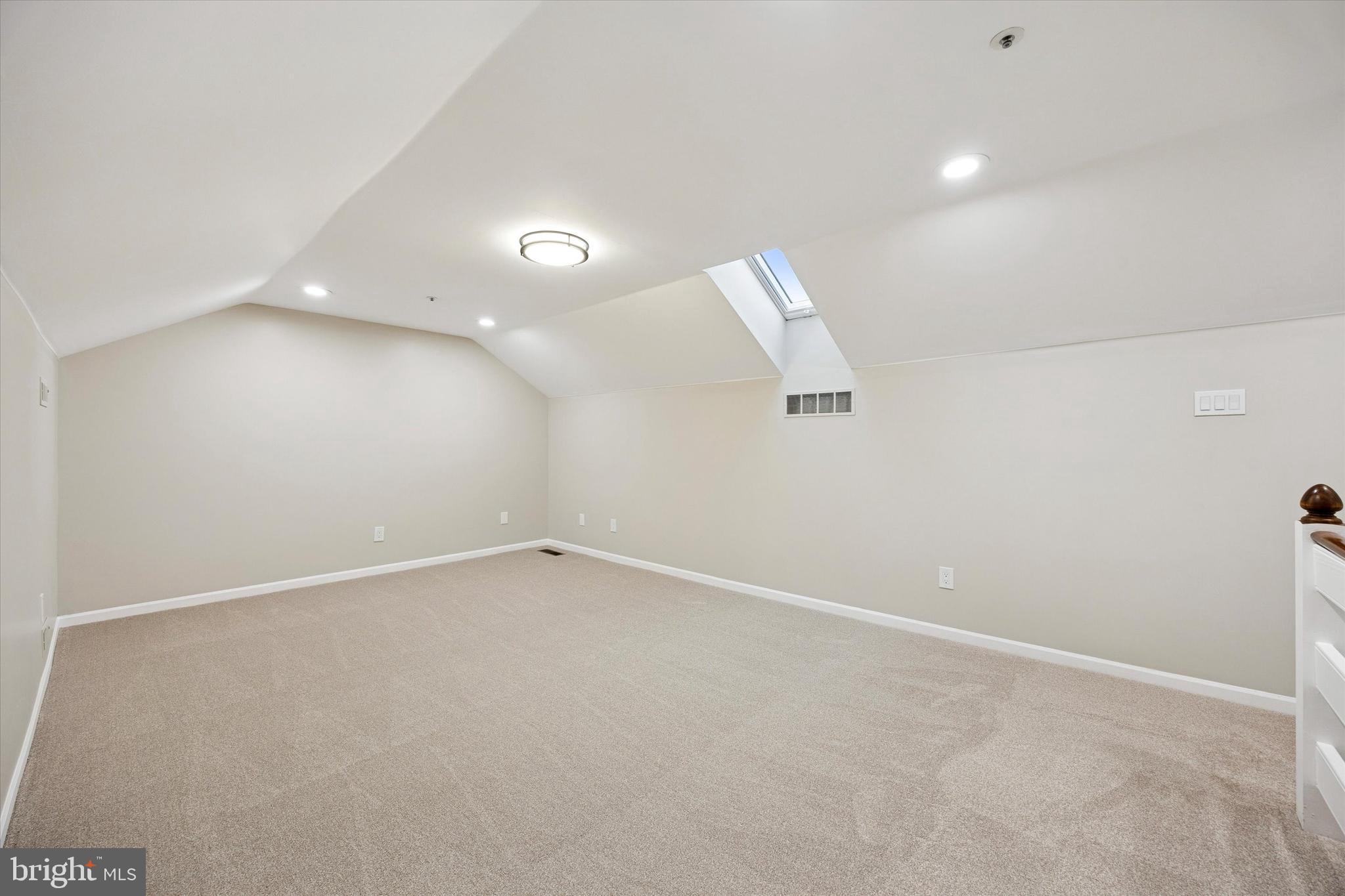 KIMBERTON KNOLL - Residential