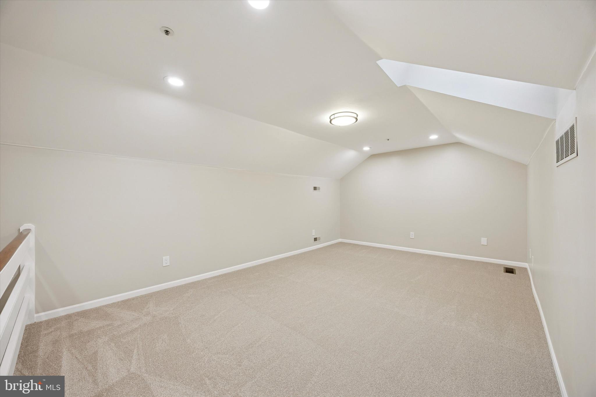 KIMBERTON KNOLL - Residential