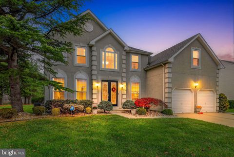 4 REDBUD DRIVE SICKLERVILLE NJ 08081