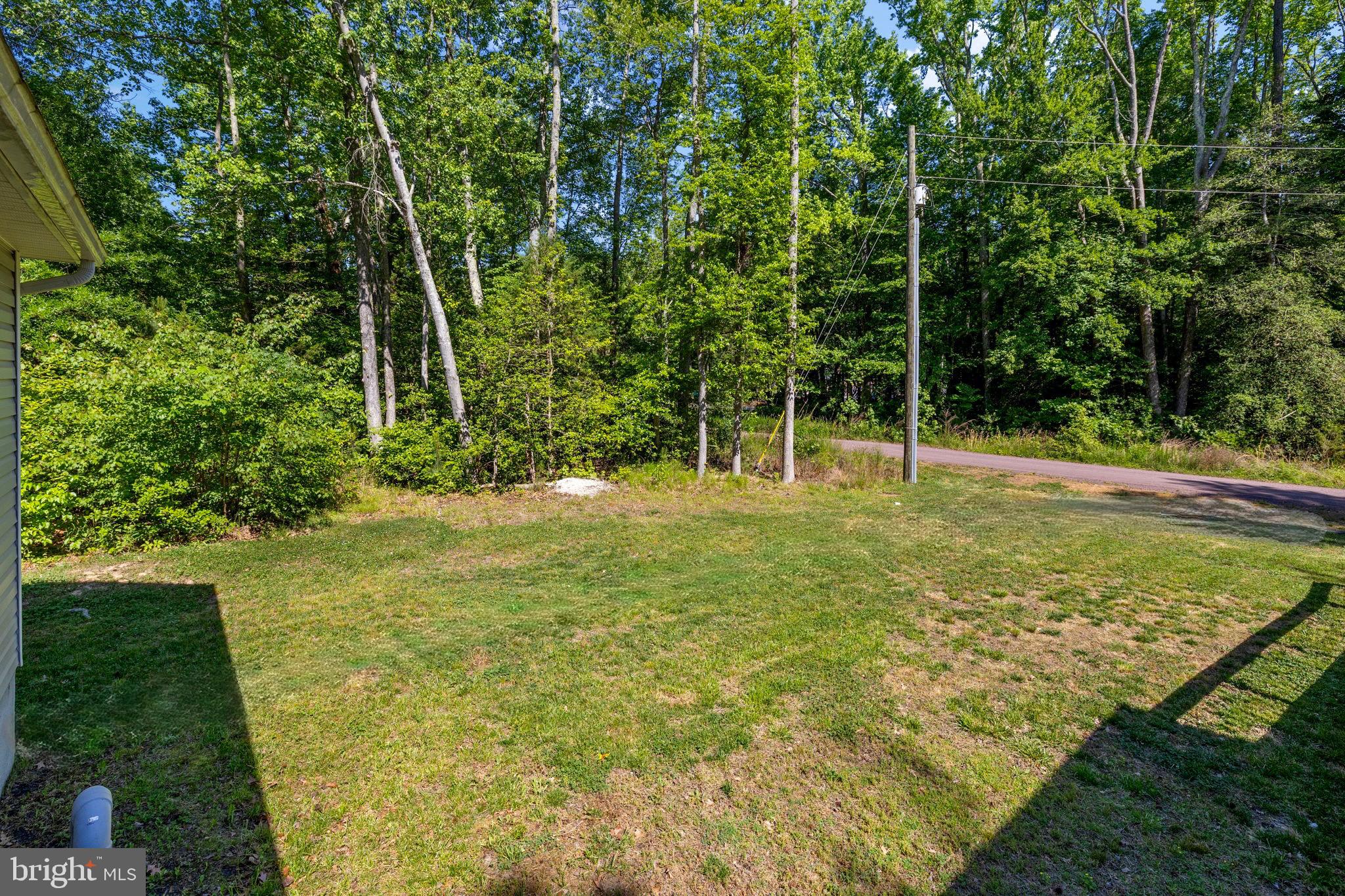 COLONIAL BEACH - Residential
