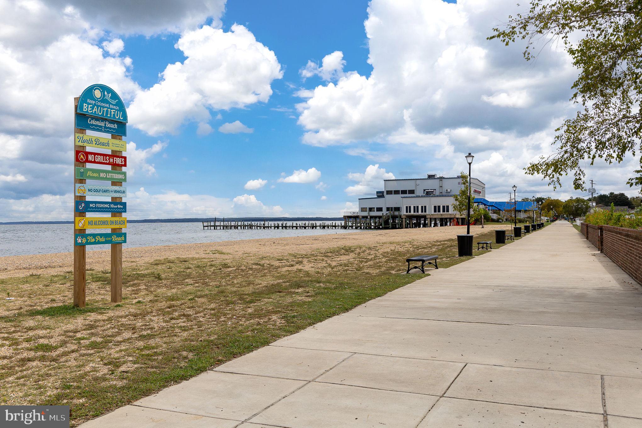 COLONIAL BEACH - Residential