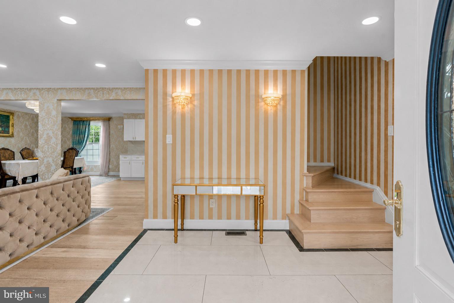 10904 GAINSBOROUGH ROAD