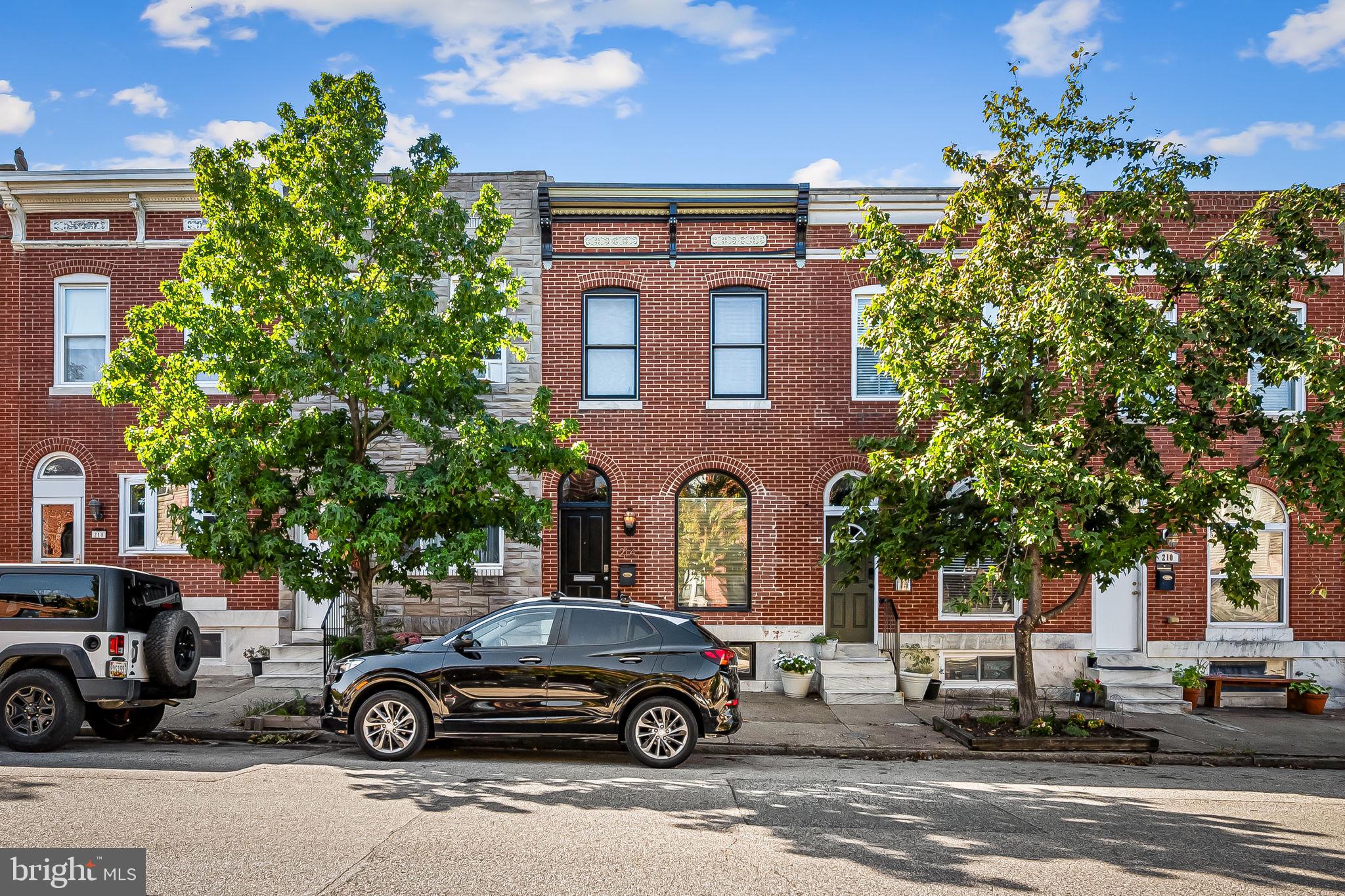 214 S EAST AVENUE
