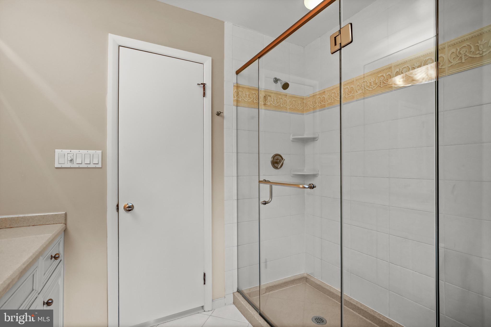 GREEN GATE - Residential