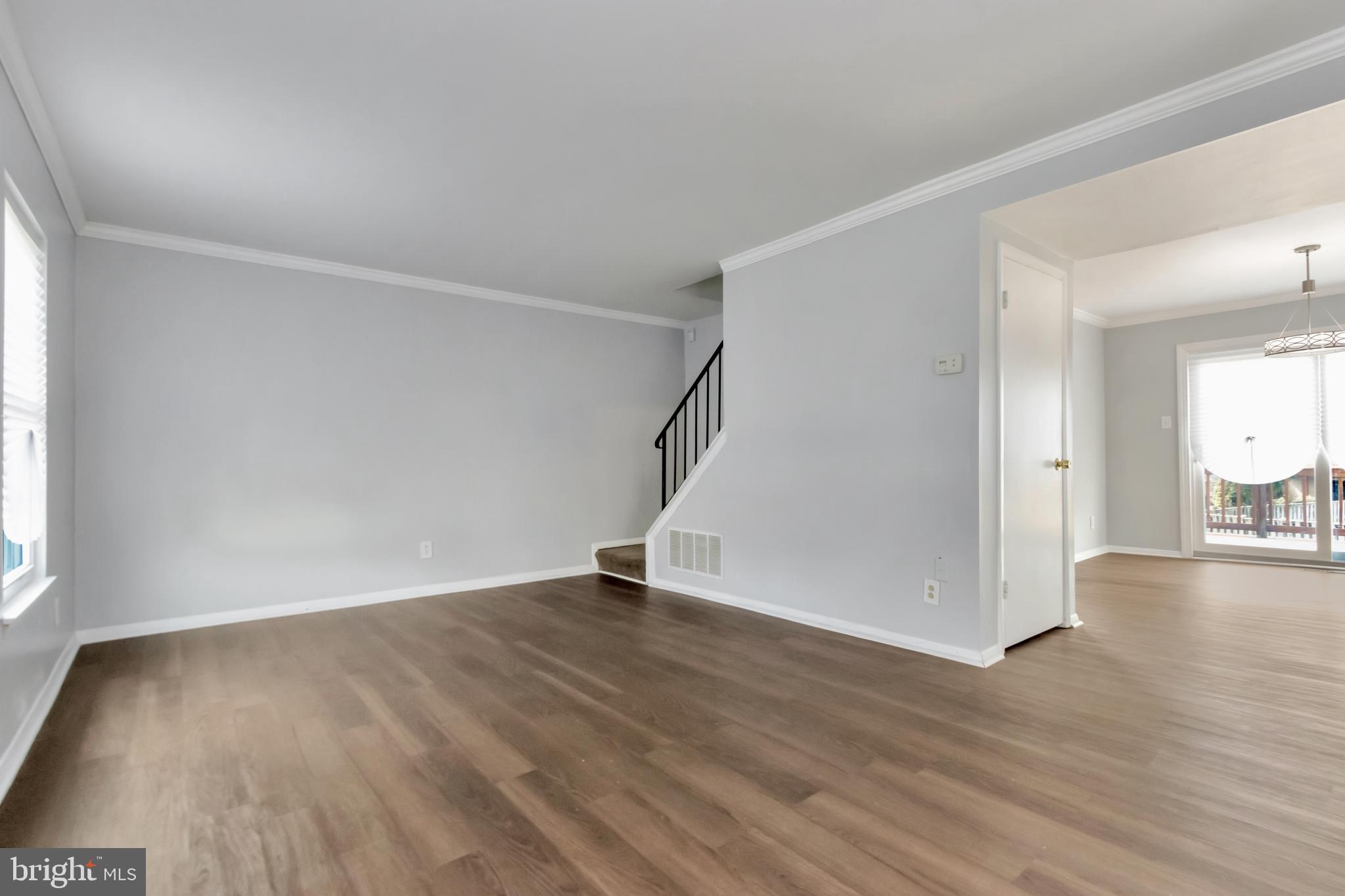 ELIZABETHS LANDING - Residential