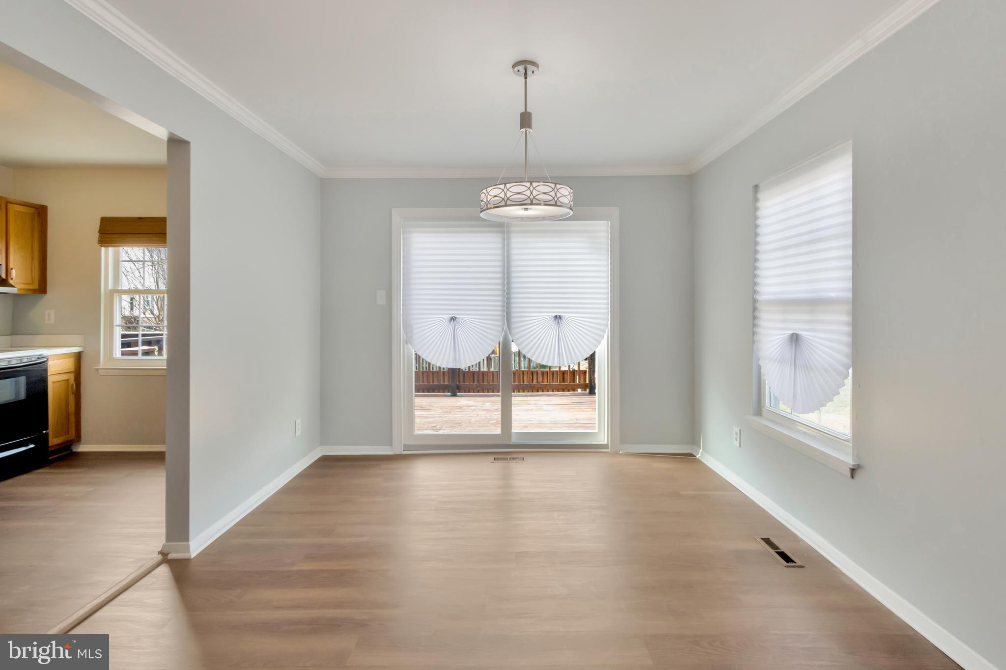 ELIZABETHS LANDING - Residential