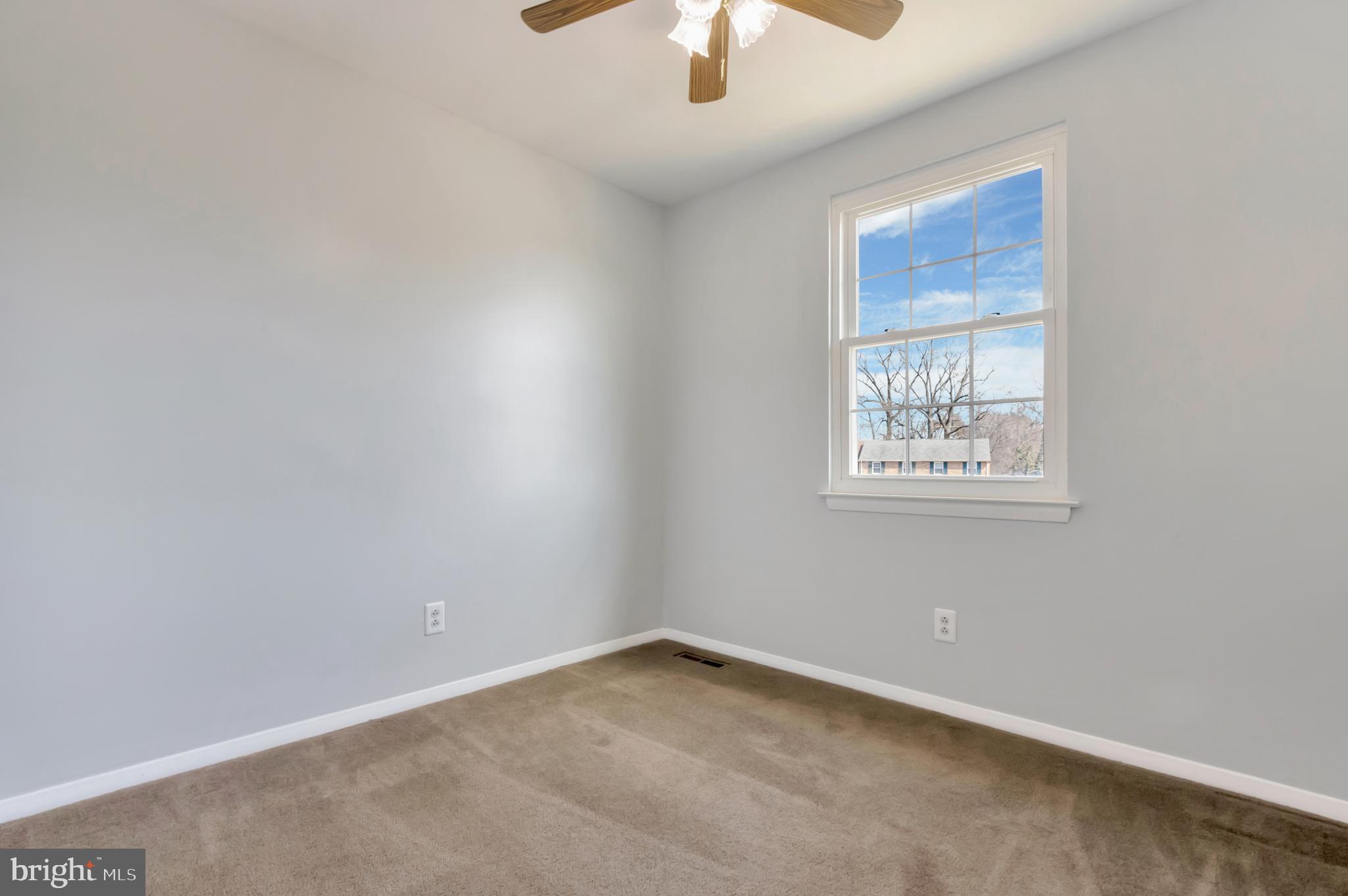 ELIZABETHS LANDING - Residential