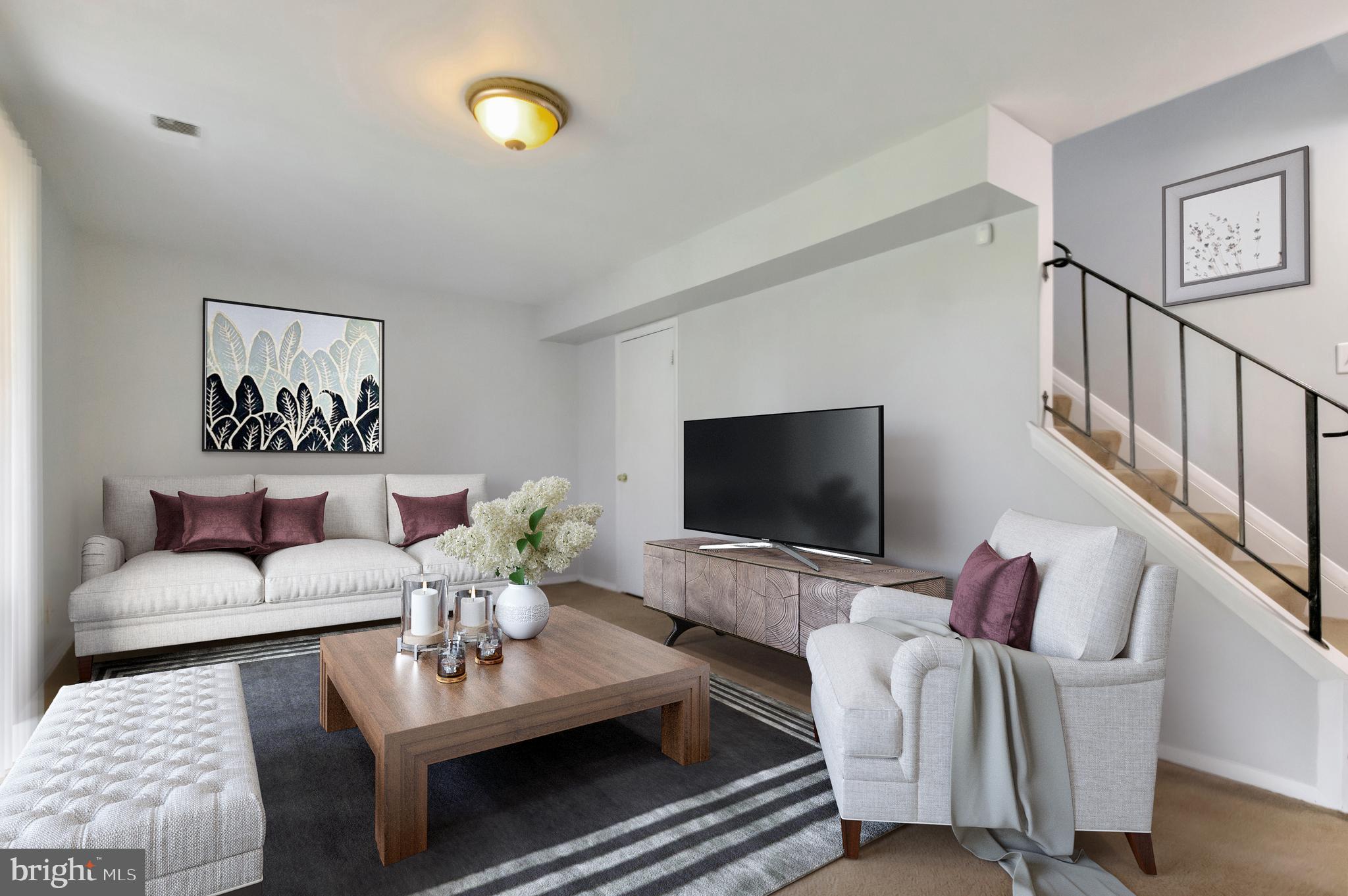 ELIZABETHS LANDING - Residential