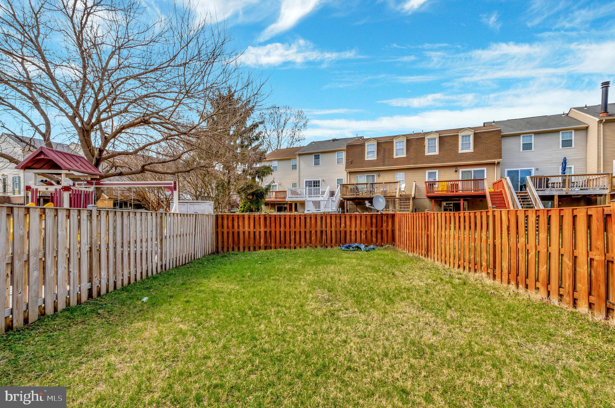 ELIZABETHS LANDING - Residential