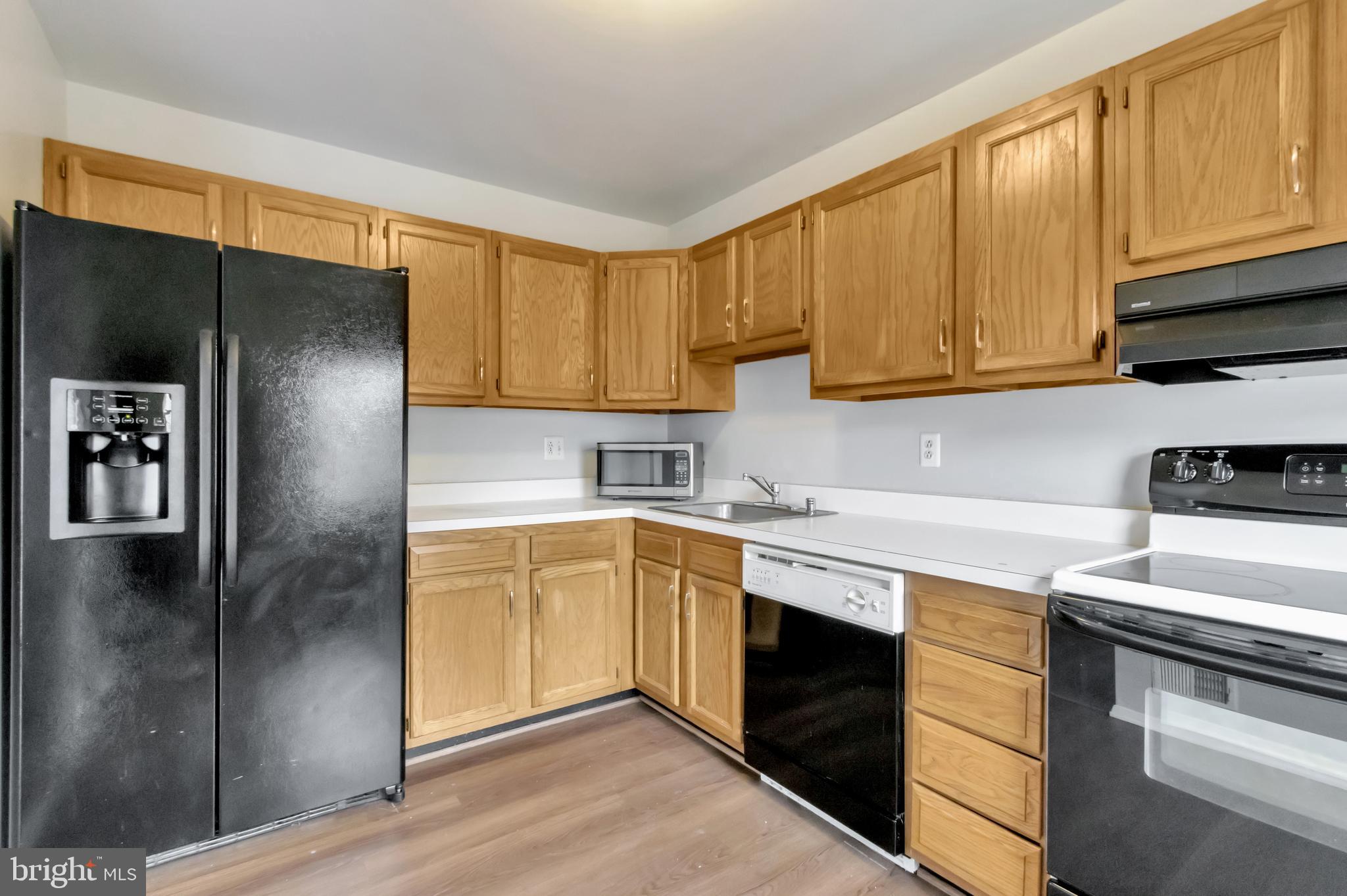 ELIZABETHS LANDING - Residential