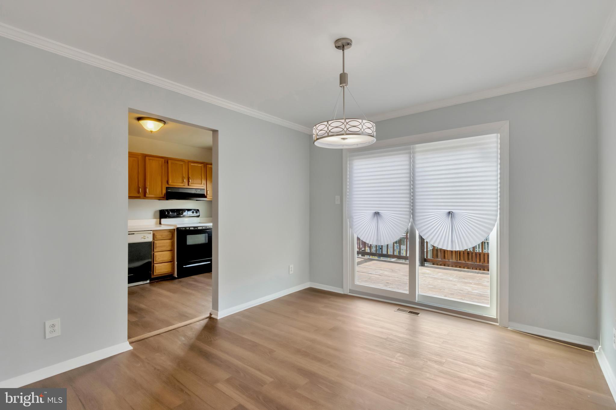 ELIZABETHS LANDING - Residential