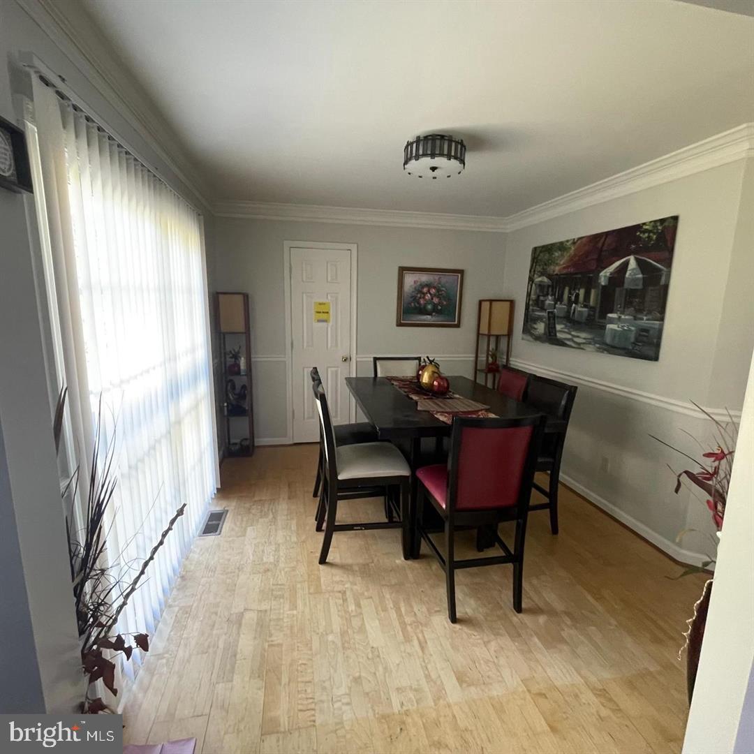 109 FAIRFAX LANE