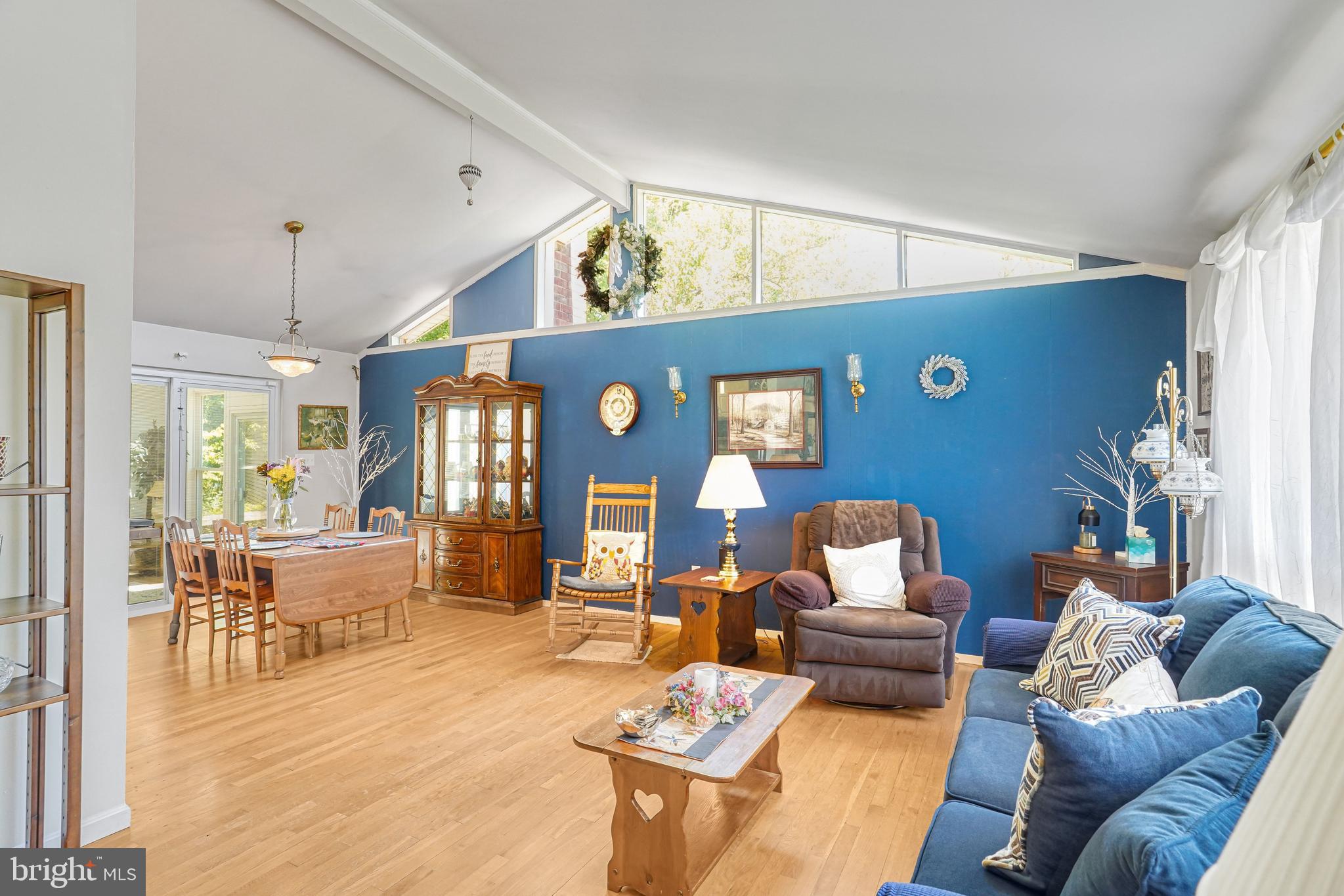 8622 KENILWORTH DRIVE