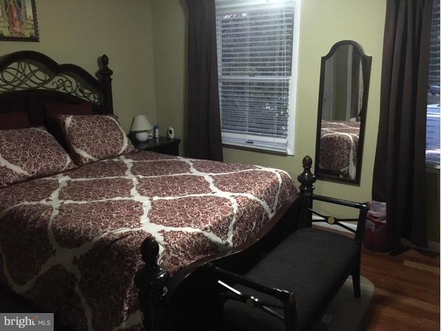 NEWINGTON FOREST - Residential