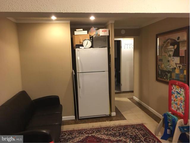 NEWINGTON FOREST - Residential