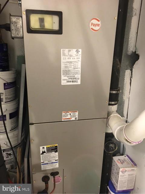 NEWINGTON FOREST - Residential