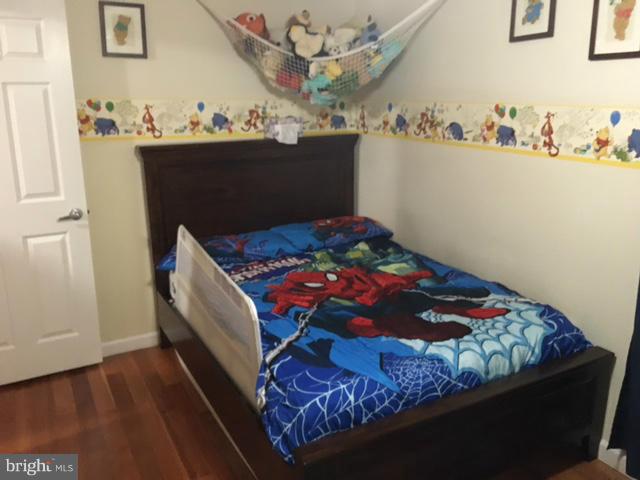 NEWINGTON FOREST - Residential