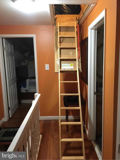 NEWINGTON FOREST - Residential