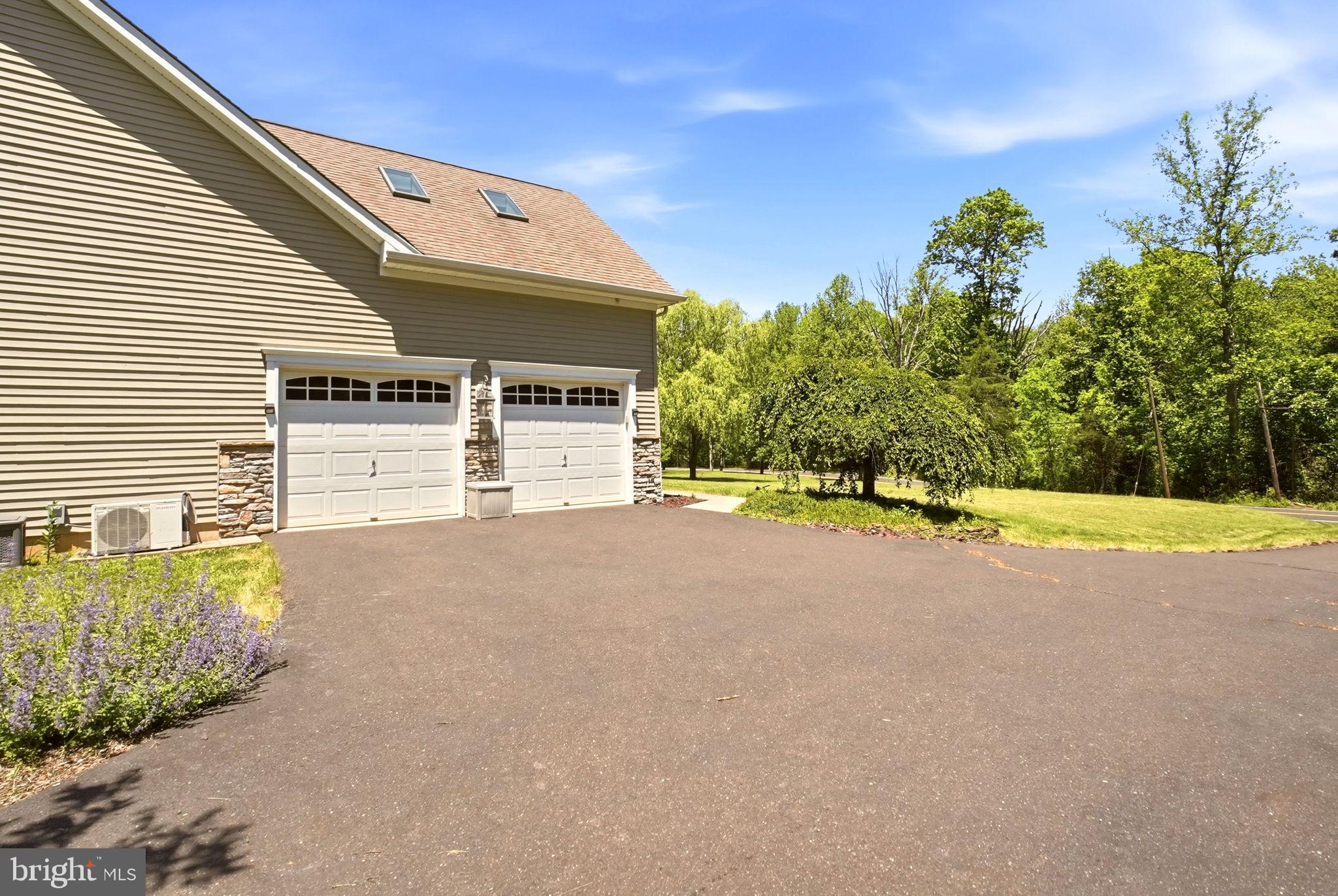 974 RICHLANDTOWN ROAD