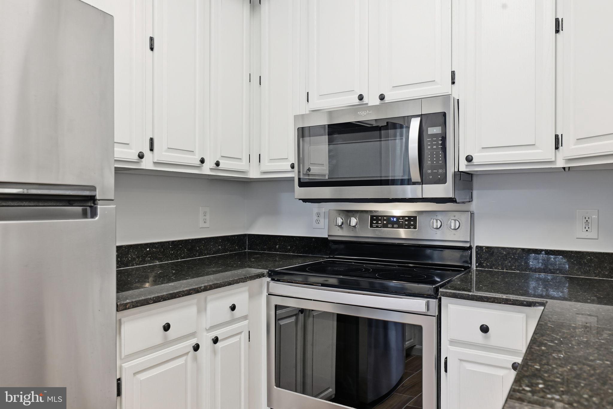 BALDWIN GROVE - Residential Lease